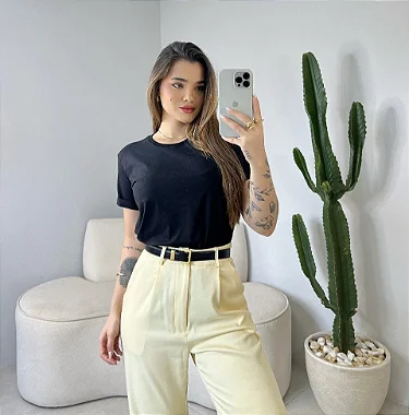 T-SHIRT MANGA DOBRADA - PRETO