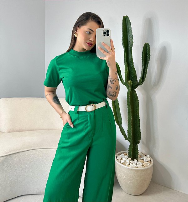 T-SHIRT GOLA ALTA LISA - VERDE BANDEIRA