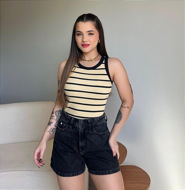 REGATA CANELADA LISTRADA - PRETO E BEGE AMENDOA