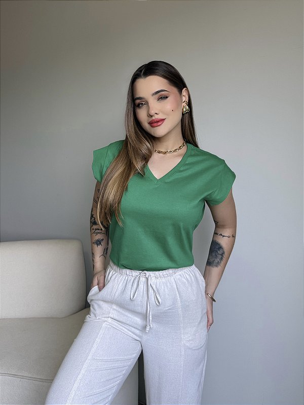 T-SHIRT MUSCLE TEE GOLA V - VERDE BANDEIRA