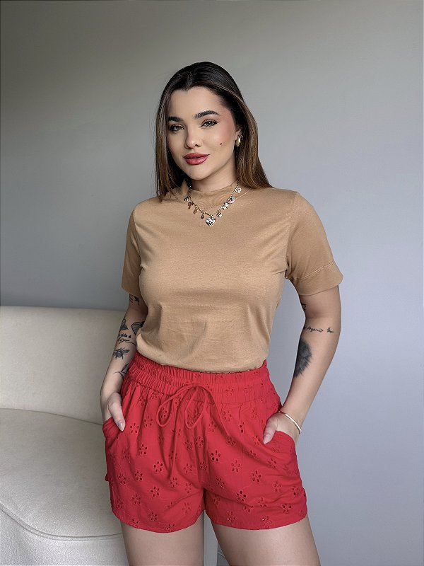 T-SHIRT GOLA ALTA LISA - MARROM SUED