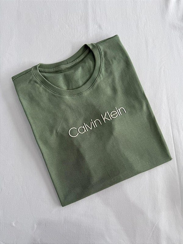 T-SHIRT CALVIN KLEIN ALTO RELEVO - VERDE OLIVA