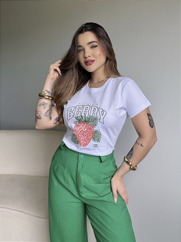 T-SHIRT DTF STRAWBERRY - BRANCO