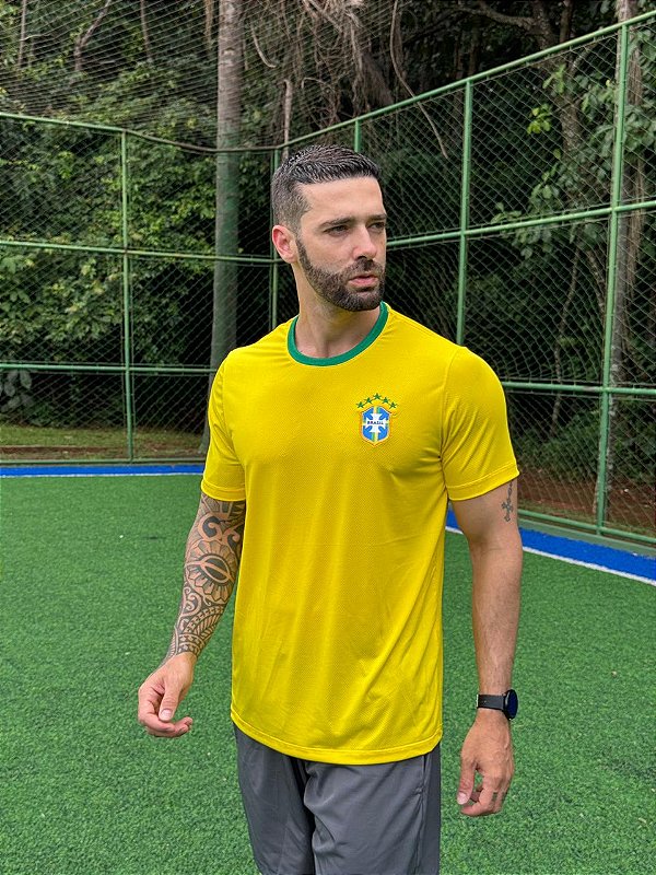 CAMISETA MASCULINA DRY FIT BRASIL (BORDADO) - AMARELO