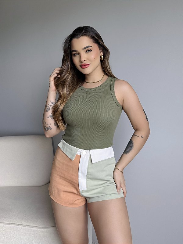 REGATA CANELADA - FOLHA SECA