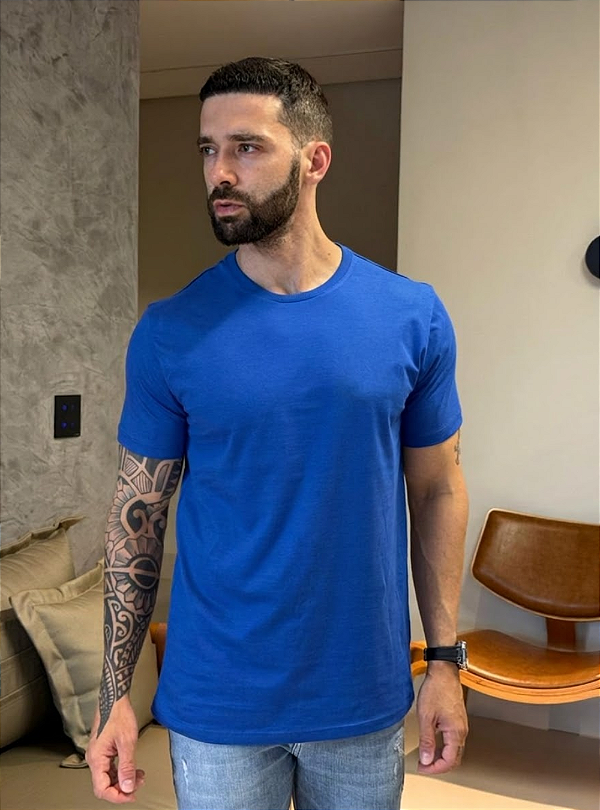CAMISETA MASCULINA LISA - AZUL BIC