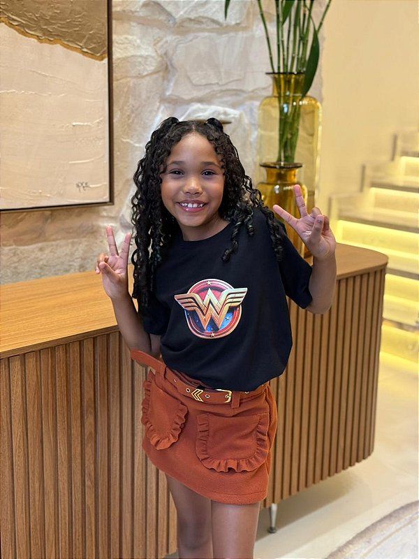 T-SHIRT INFANTIL DTF MULHER MARAVILHA - PRETO