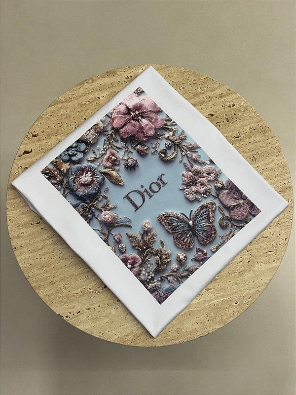 T-SHIRT DTF  DIOR BORBOLETA - BRANCO