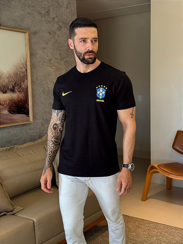 CAMISETA MASCULINA BRASIL (BORDADO) - PRETO