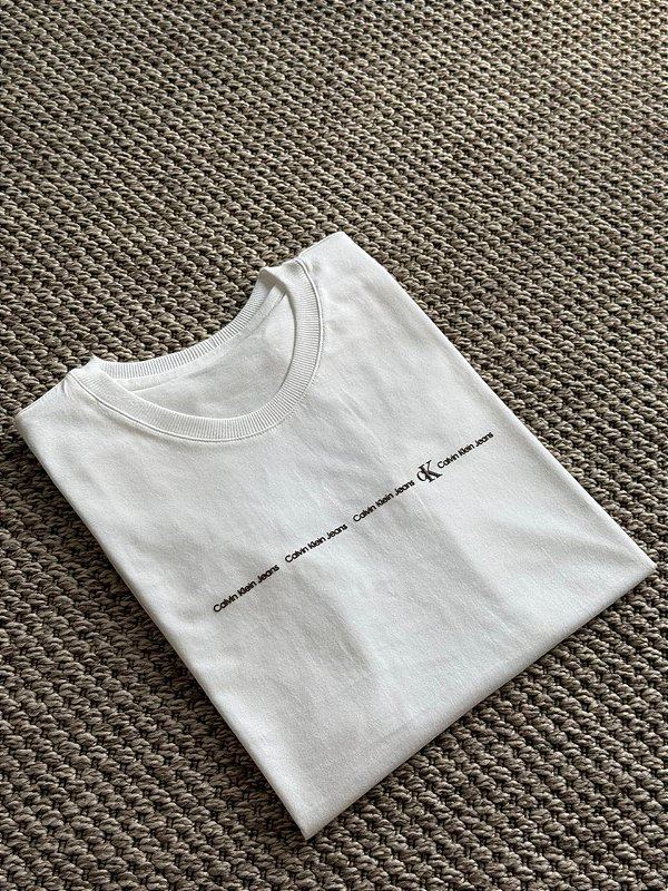 T-SHIRT CALVIN KLEIN JEANS - OFF WHITE