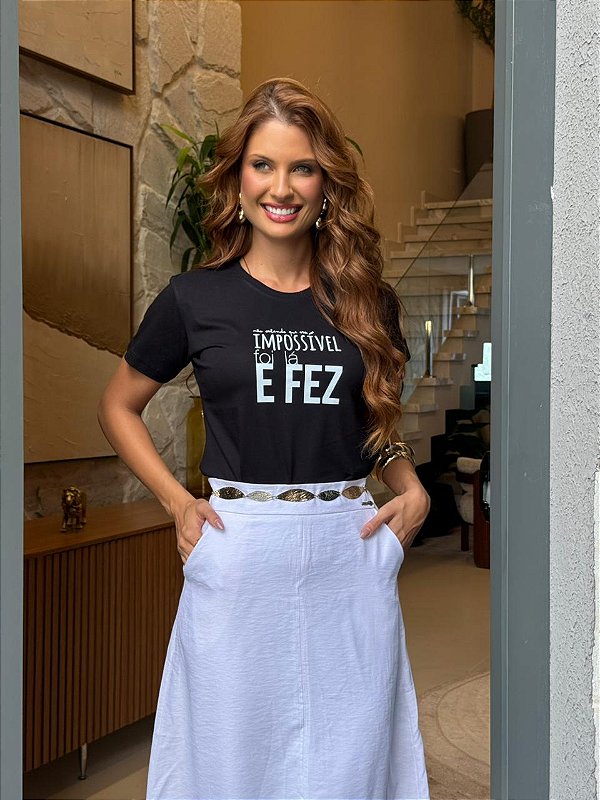 T-SHIRT DTF NÃO SABENDO QUE ERA IMPOSSIVEL, FOI LA E FEZ - PRETO