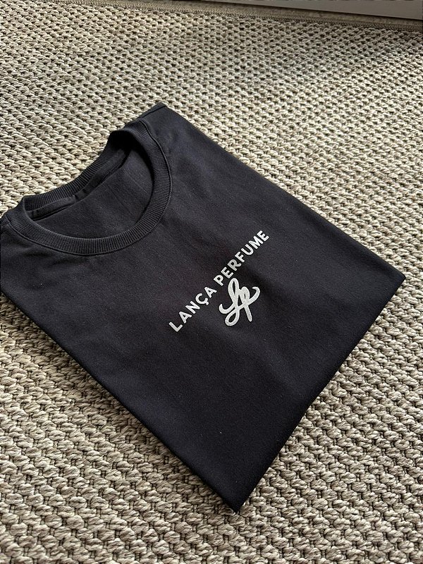 T-SHIRT LANÇA PERFUME LP ALTO RELEVO - PRETO