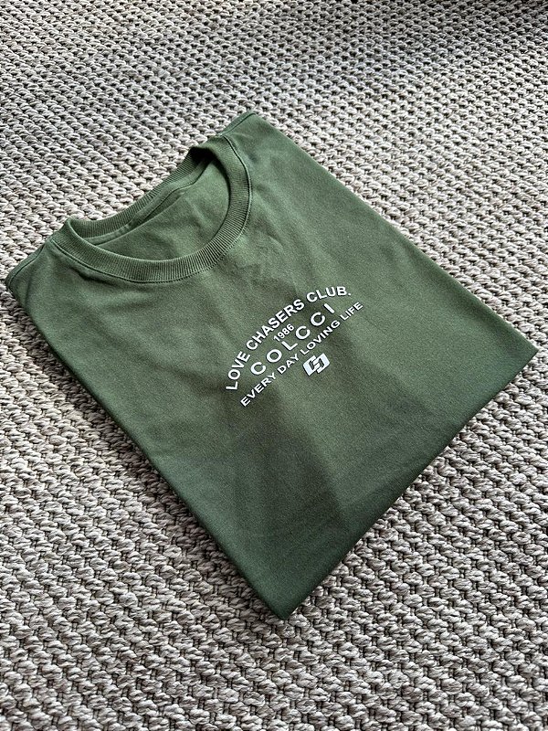 T-SHIRT COLCCI LOVE CHASERS - VERDE MILITAR