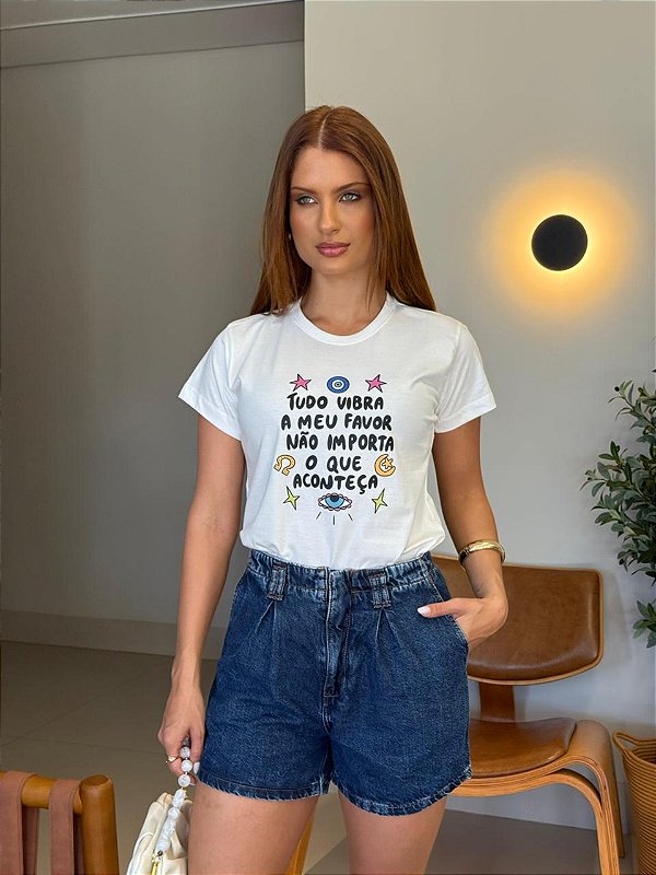 T-SHIRT DTF TUDO VIBRA A MEU FAVOR - OFF WHITE