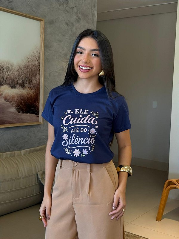 T-SHIRT DTF ELE CUIDA ATE DO SILENCIO - AZUL MARINHO