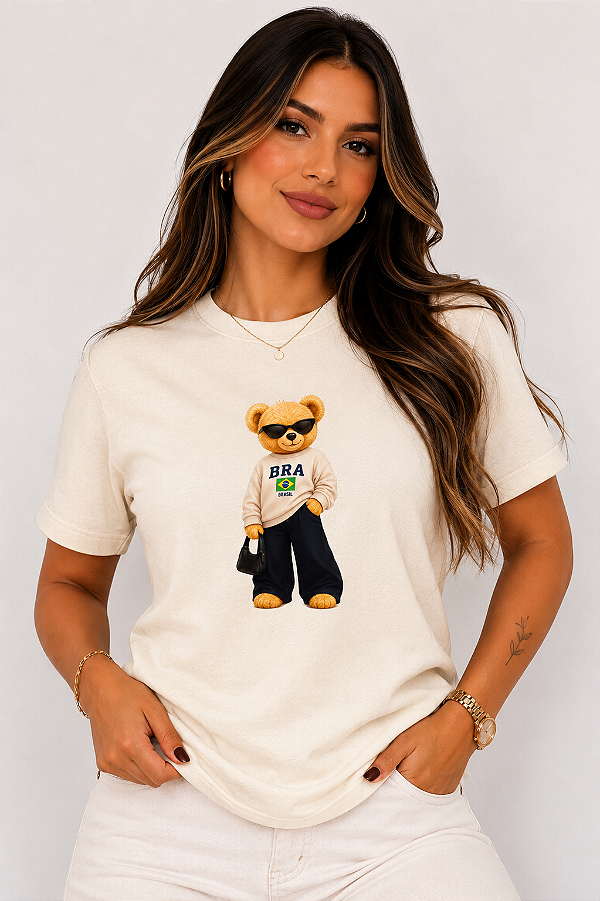 T-SHIRT DTF URSO BRASIL ÔCULOS - OFF WHITE
