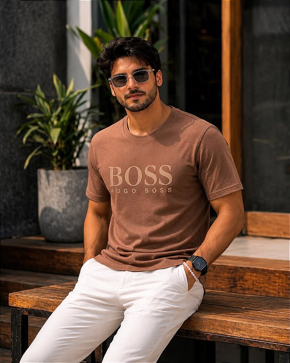 CAMISETA MASCULINA HUGO BOSS - MOCHA MOUSSE