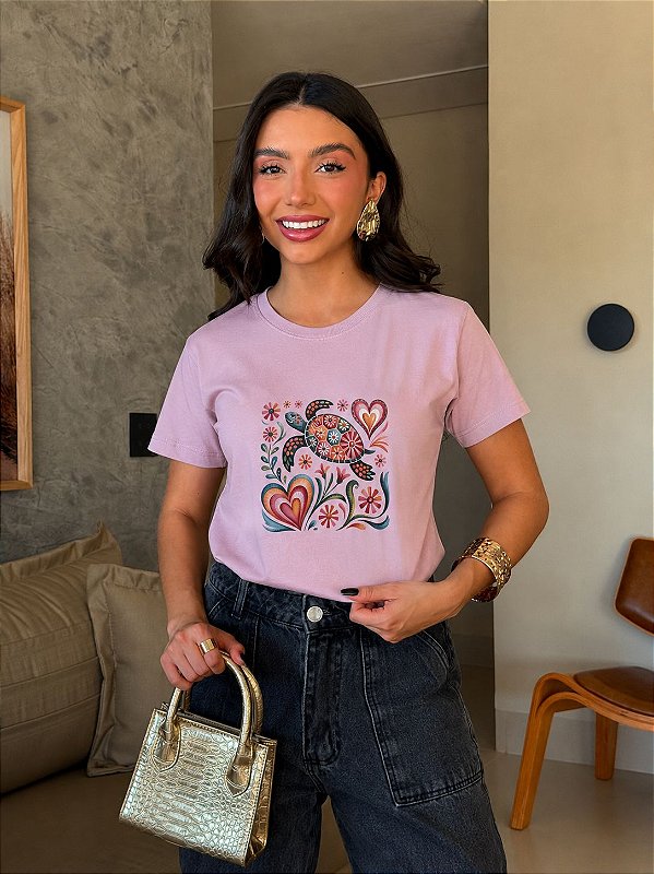 T-SHIRT DTF TARTARUGA FLORAL - ROSA CLARO