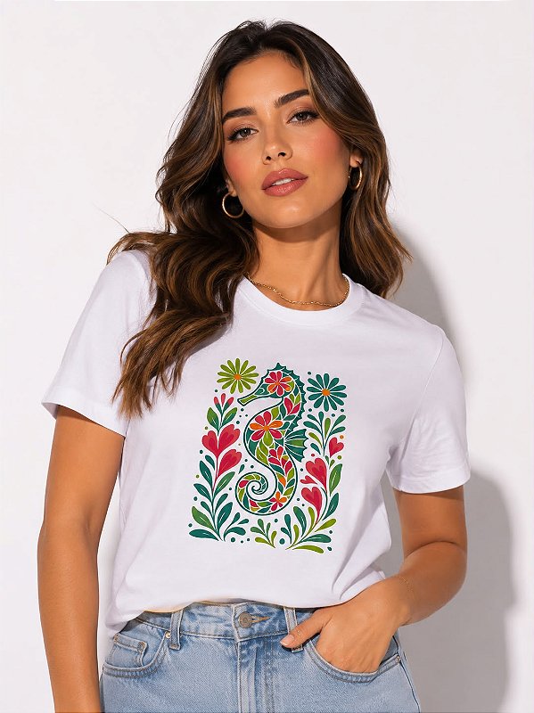 T-SHIRT DTF CAVALO MARINHO FLORAL - OFF WHITE