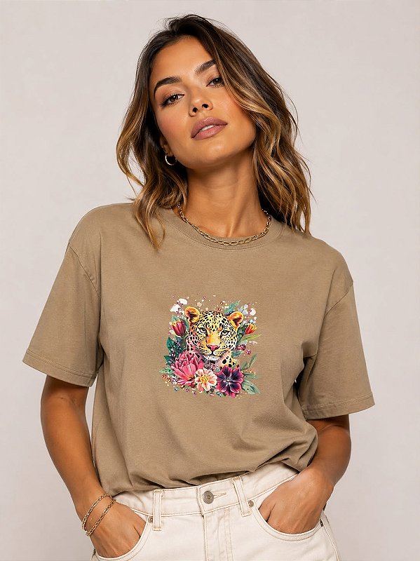 T-SHIRT DTF ONÇA FLORES AQUARELAS - VERDE DUSKY