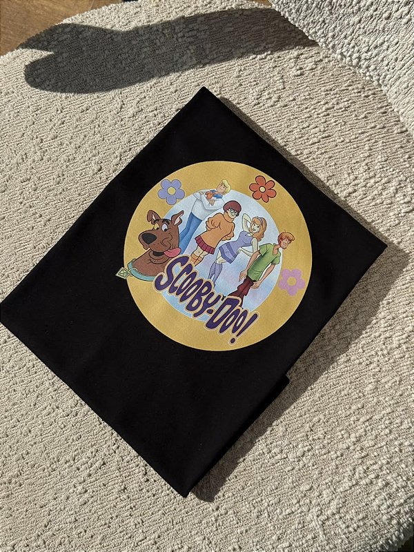 T-SHIRT DTF TURMA SCOOBY DOO - PRETO