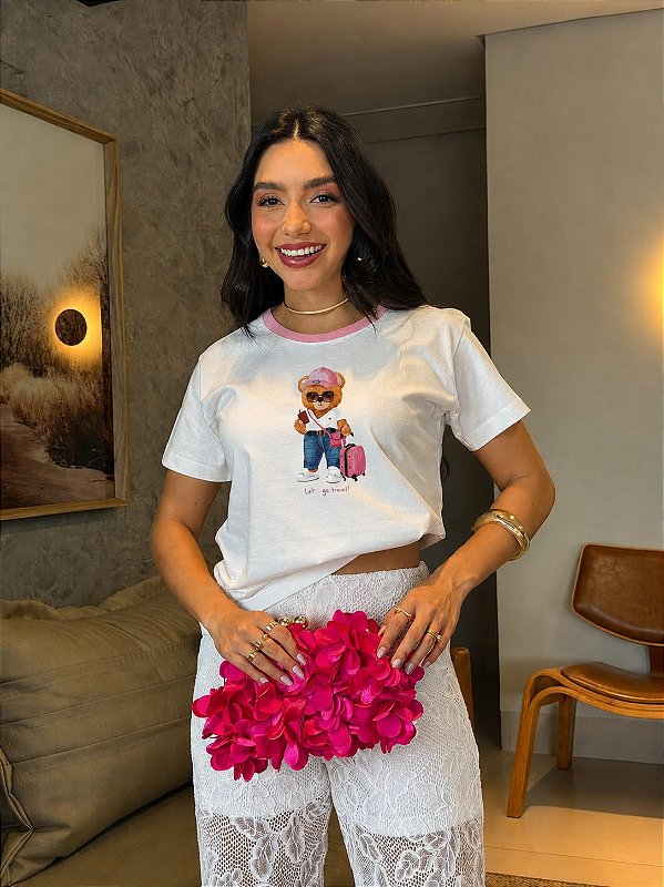 T-SHIRT DTF BICOLOR URSO LET´S GO TRAVEL - OFF WHITE(ROSA)
