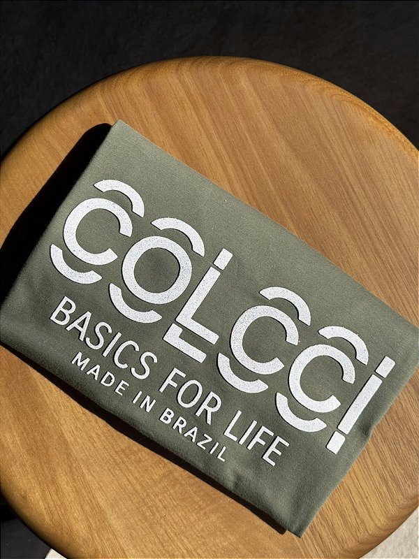 T-SHIRT COLCCI BASICS FOR LIFE - FOLHA SECA