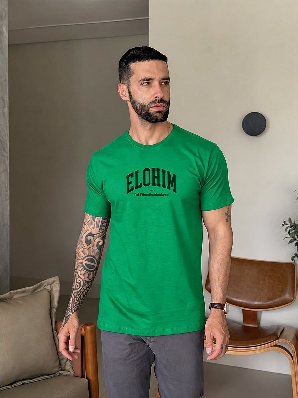 CAMISETA MASCULINA DTF ELOHIM, PAI, FILHO E ESPIRITO SANTO - VERDE BANDEIRA