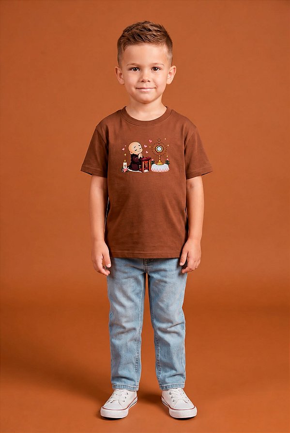T-SHIRT INFANTIL DTF FREI GILSON CARTOON - MARROM TERRA