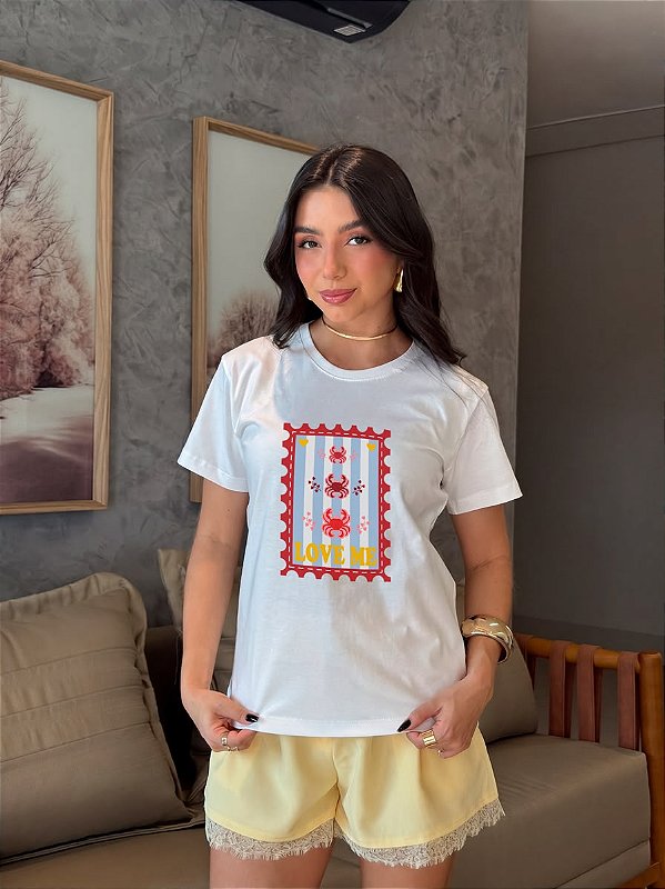 T-SHIRT DTF MOLDURA LOVE ME - BRANCO