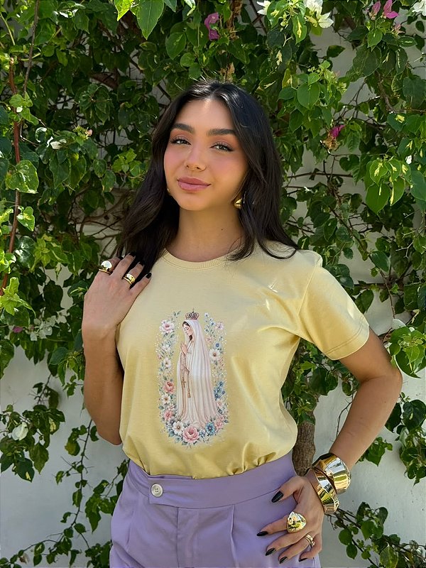 T-SHIRT DTF NOSSA SENHORA EM ORAÇÃO