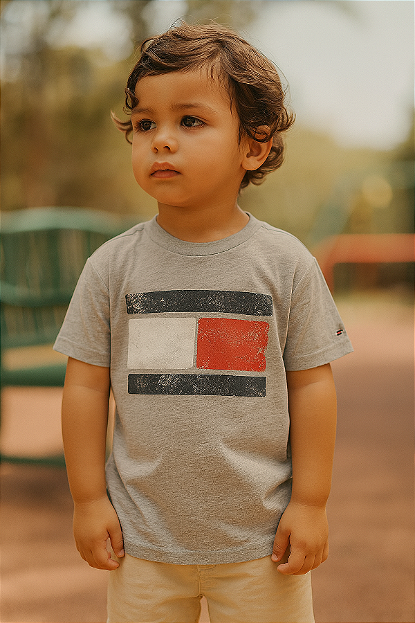 Camiseta Tommy, manga curta, em algodão - Logo Retrô