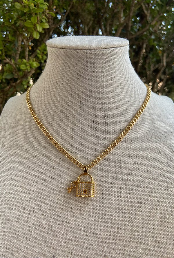 COLAR CORRENTE CADEADO CRAVEJADO