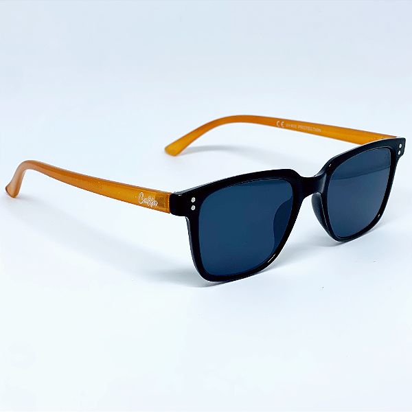 ÓCULOS DE SOL BULL - PRETO C/ HASTE LARANJA