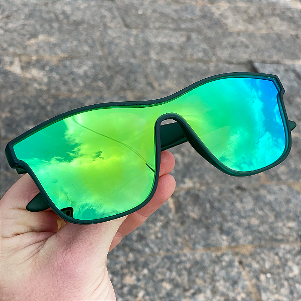 ÓCULOS DE SOL ESPORTIVO POLARIZADO BOSS - VERDE ESPELHADO