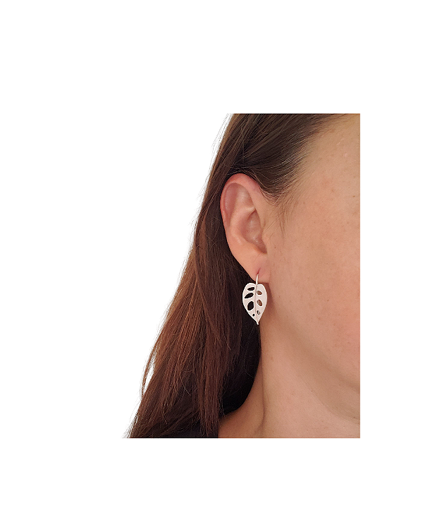 Brinco folha Monstera G