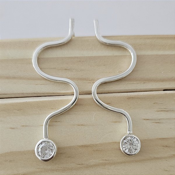 Brinco brisa zircônias