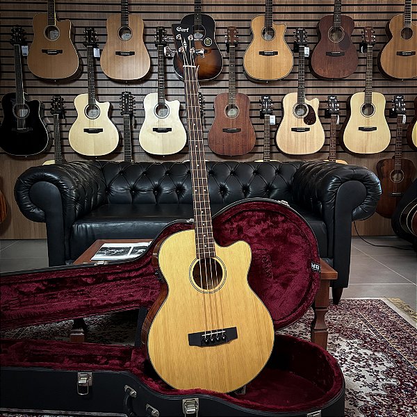 Baixolão 4 Cordas Cort AB850F Spruce Natural Jumbo Cutaway - Fishman - Case - SEMINOVO