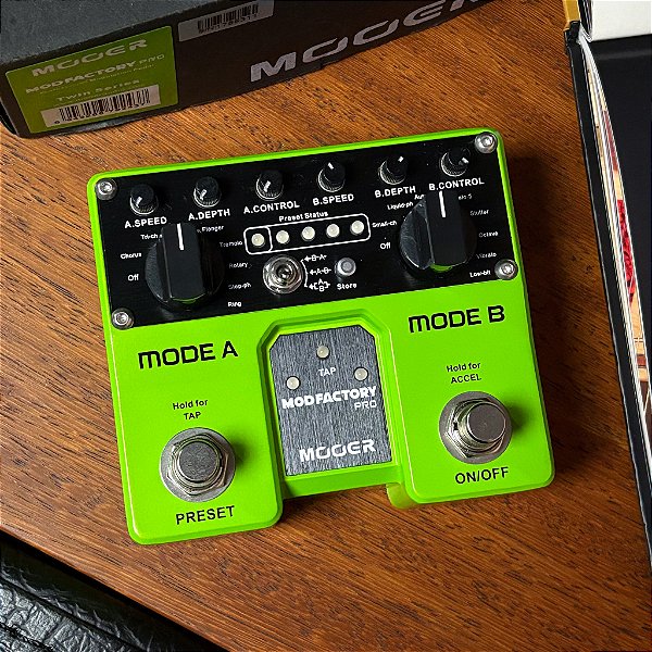 Pedal Mooer Mod Factory PRO - Chorus Flanger Tremolo Rotary Vibrato - SEMINOVO