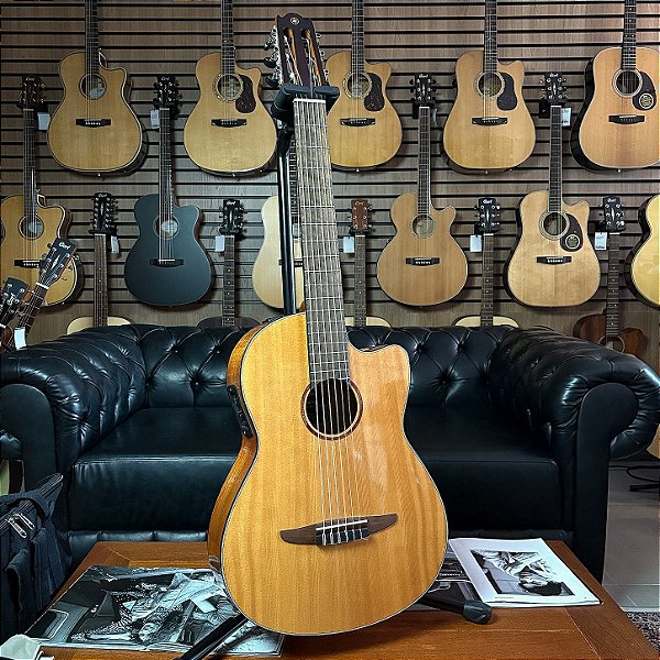 Violão Yamaha NCX1 NT Nylon Solid Spruce Natural - SEMINOVO