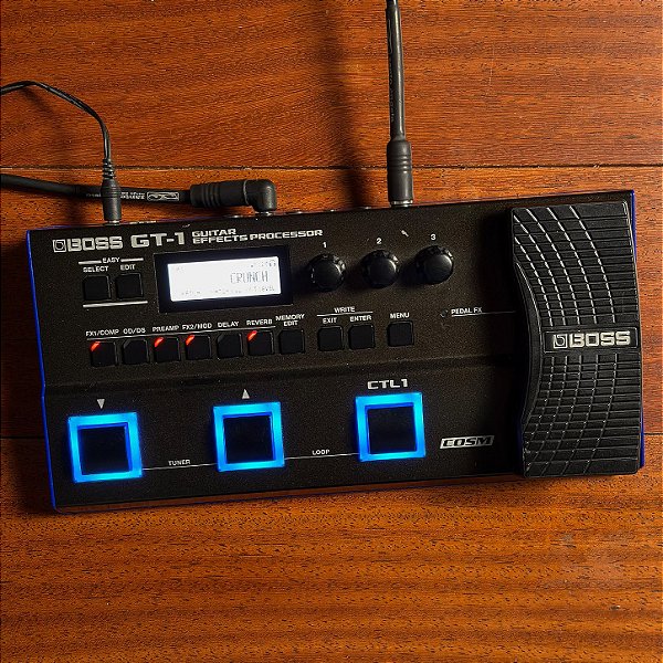 Pedaleira Boss GT-1 Processador de Efeitos para Guitarra - SEMINOVA