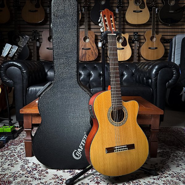 Violão Crafter HCC-21EQ/S.NT Nylon Cutaway Spruce Natural - Eq Fishman - Trastes Inox - c/ Case - USADO