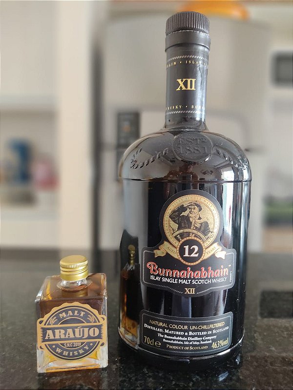 WHISKY BUNNAHABHAIN 12 ANOS EM DOSE DE 50 ML