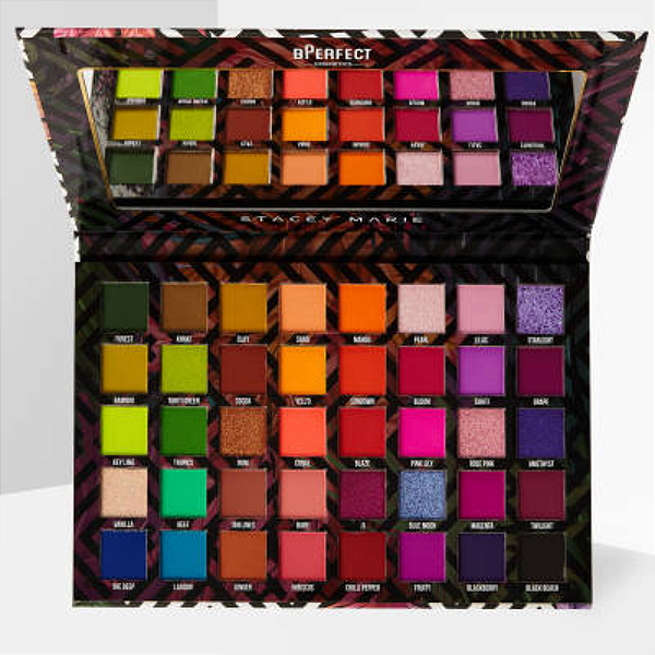 Paleta de Sombras BPerfect X Stacey Marie Carnival III Love Tahiti Palette