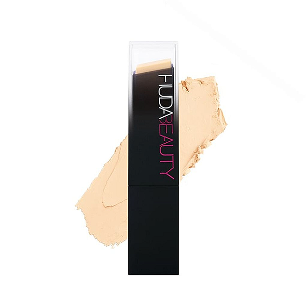 Base em Bastão Huda Beauty #FauxFilter Skin Finish Buildable Coverage Foundation Stick | Cor: 130G - Panna Cotta