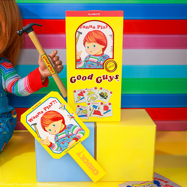 Espelho de Mão Glamlite x Chucky "Good Guys" Mirror | Edição Limitada