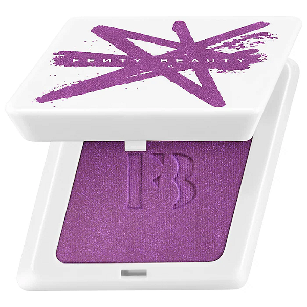 Blush em Pó a Prova D´agua Fenty Beauty Cheeks Suede Waterproof Powder Shimmer Blush | Cor: Drama Cla$$