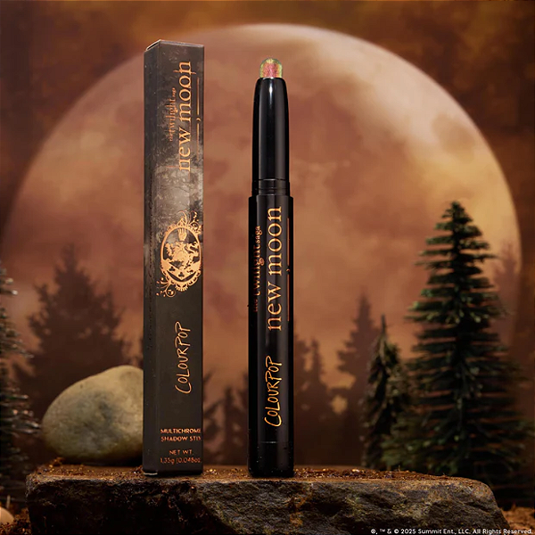 Sombra em Bastão Colourpop X Twilight New Moon Multichrome Shadow Stix Creamy Eyeshadow Stick - Crepúsculo Lua Nova | Cor: Vampire Girl