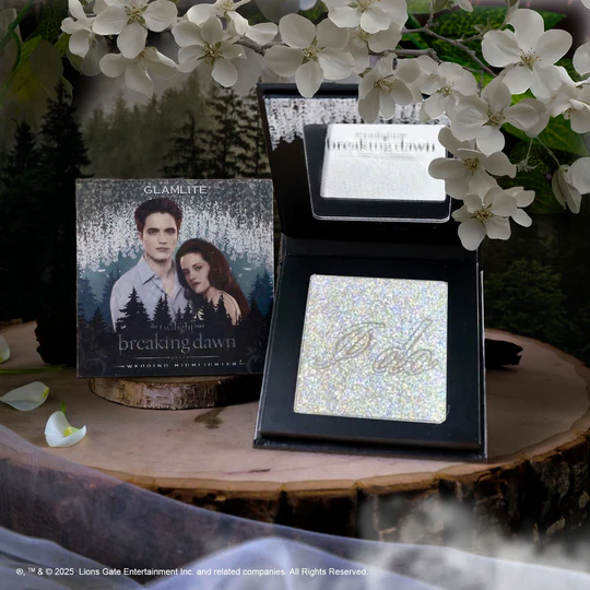 Iluminador Glamlite x Twilight Wedding Highlighter | Crepúsculo