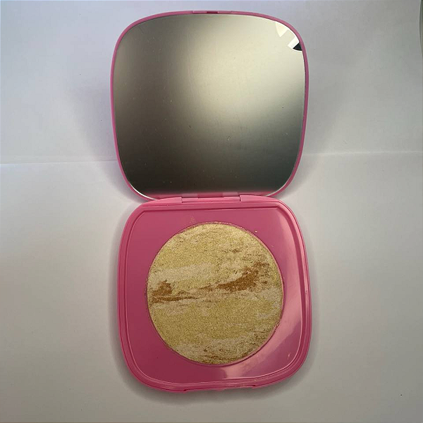 Iluminador Colourpop x Barbie Super Shock Highlighter | Beach Party (embalagem levemente arranhada)